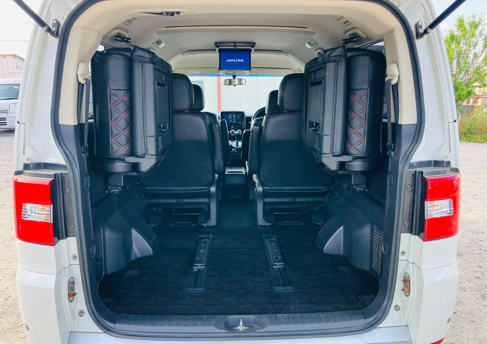 MITSUBISHI DELICA - Imagen 13