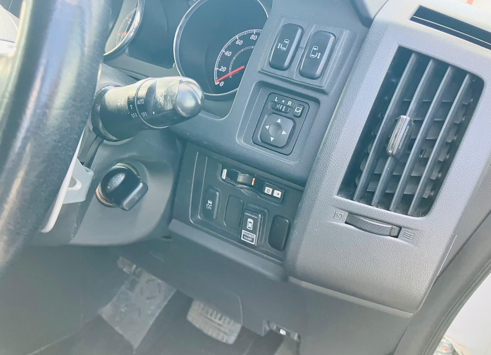 MITSUBISHI DELICA - Imagen 15