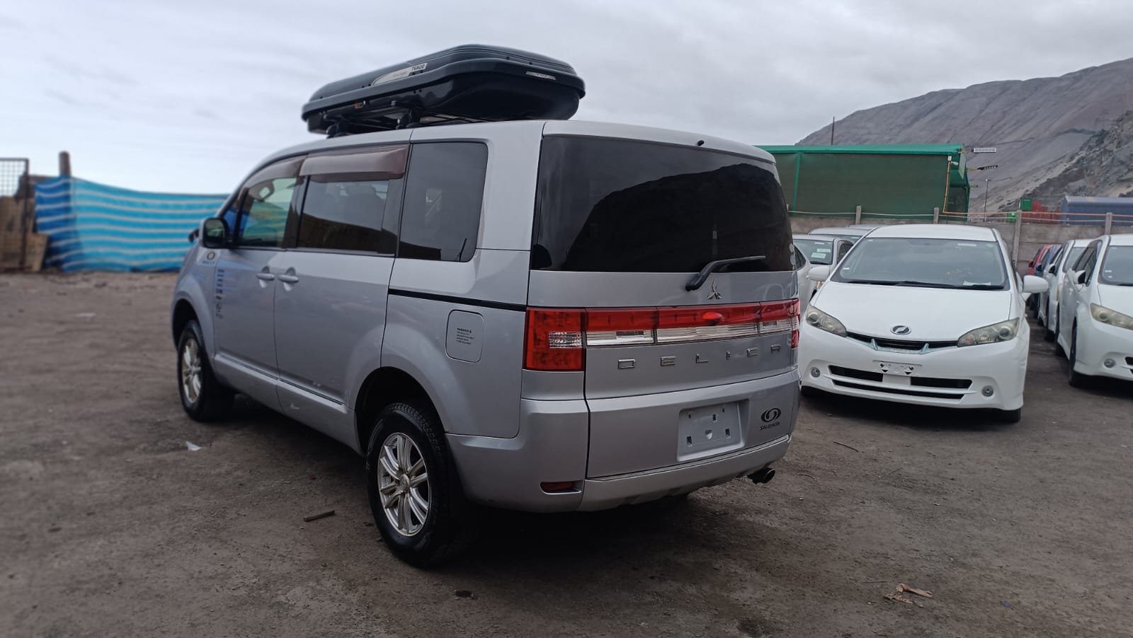 MITSUBISHI DELICA - Imagen 14