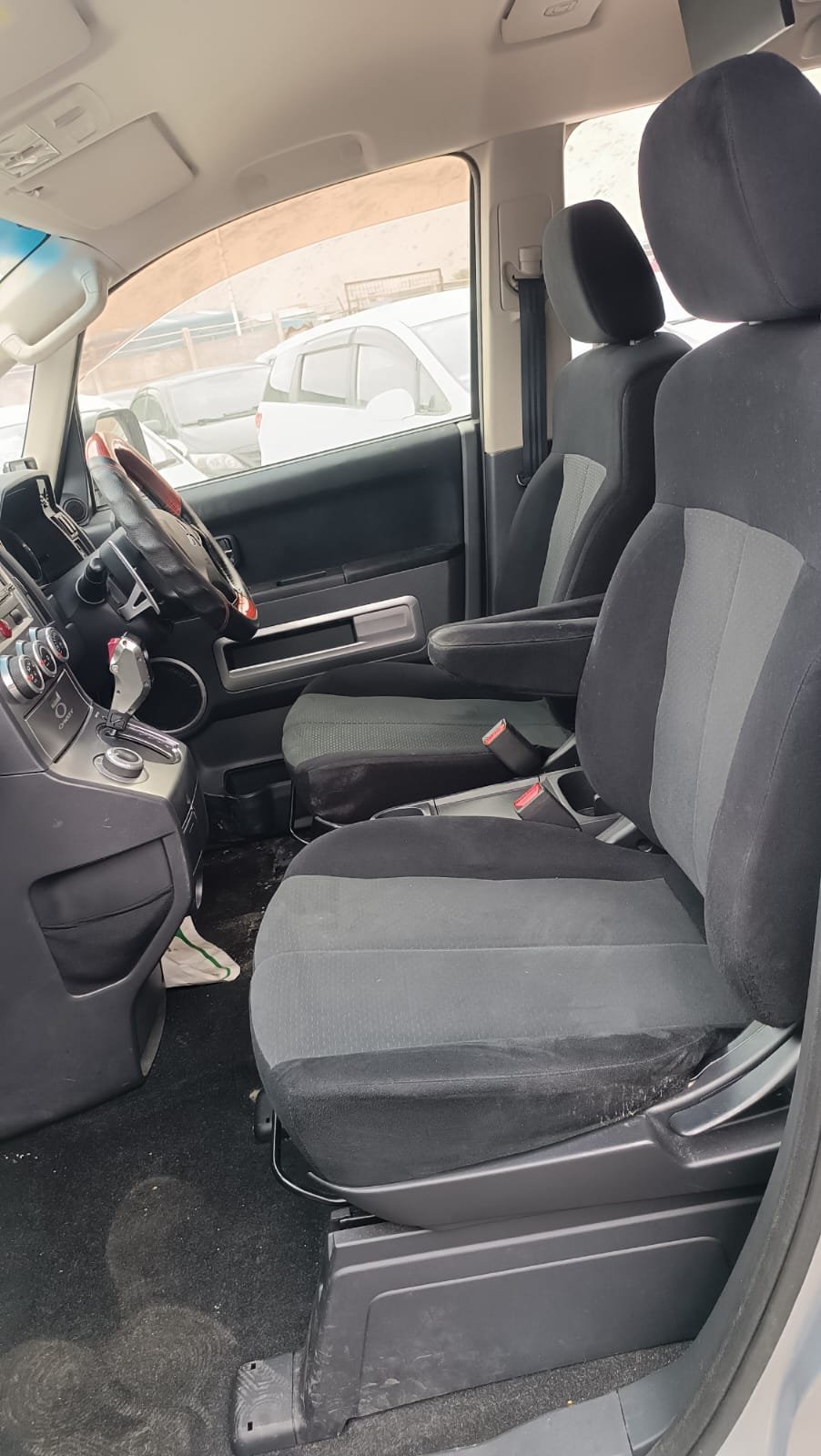 MITSUBISHI DELICA - Imagen 17