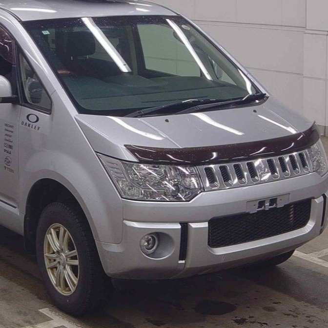 MITSUBISHI DELICA