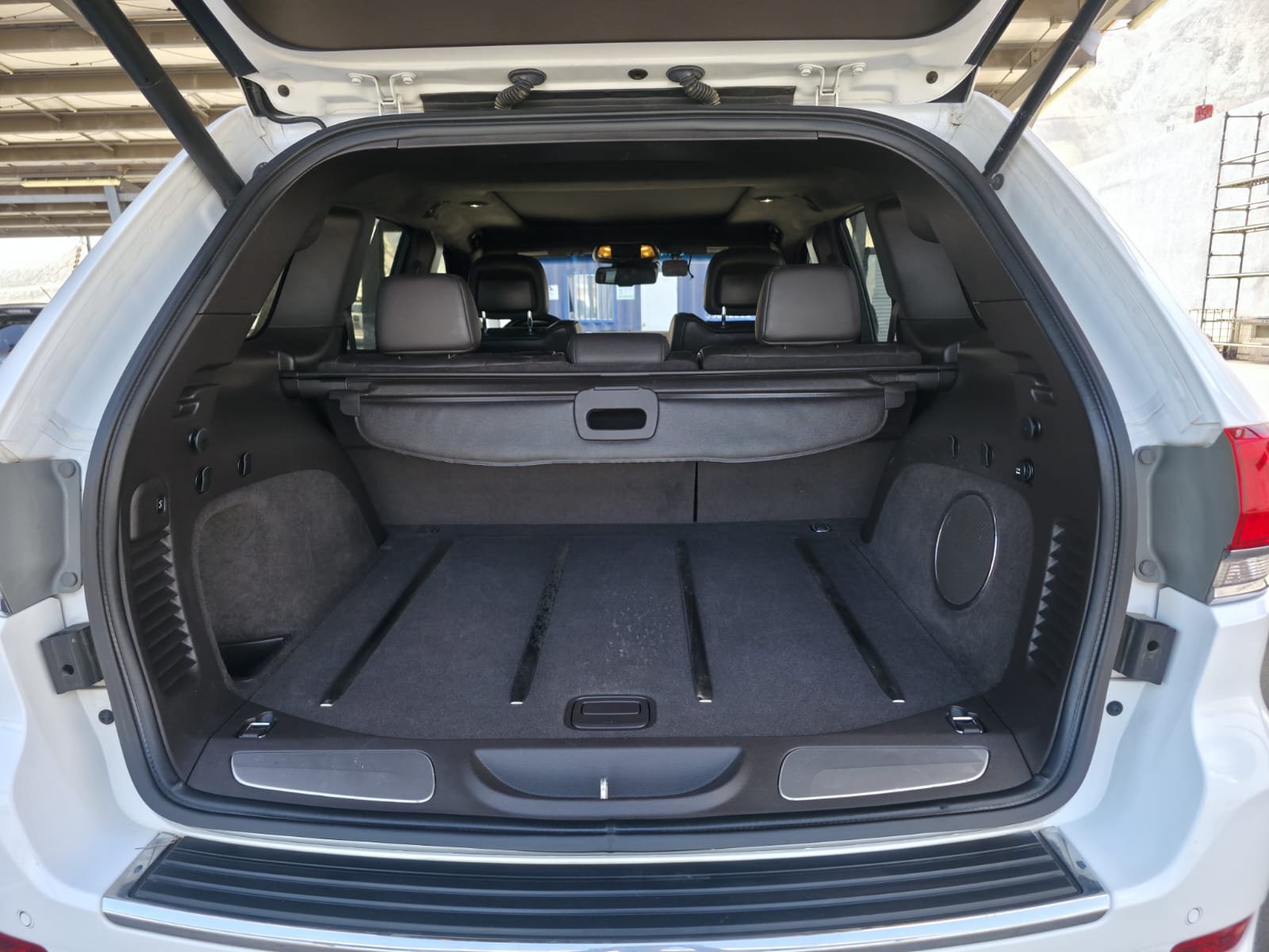 JEEP GRAND CHEROKEE - Imagen 13