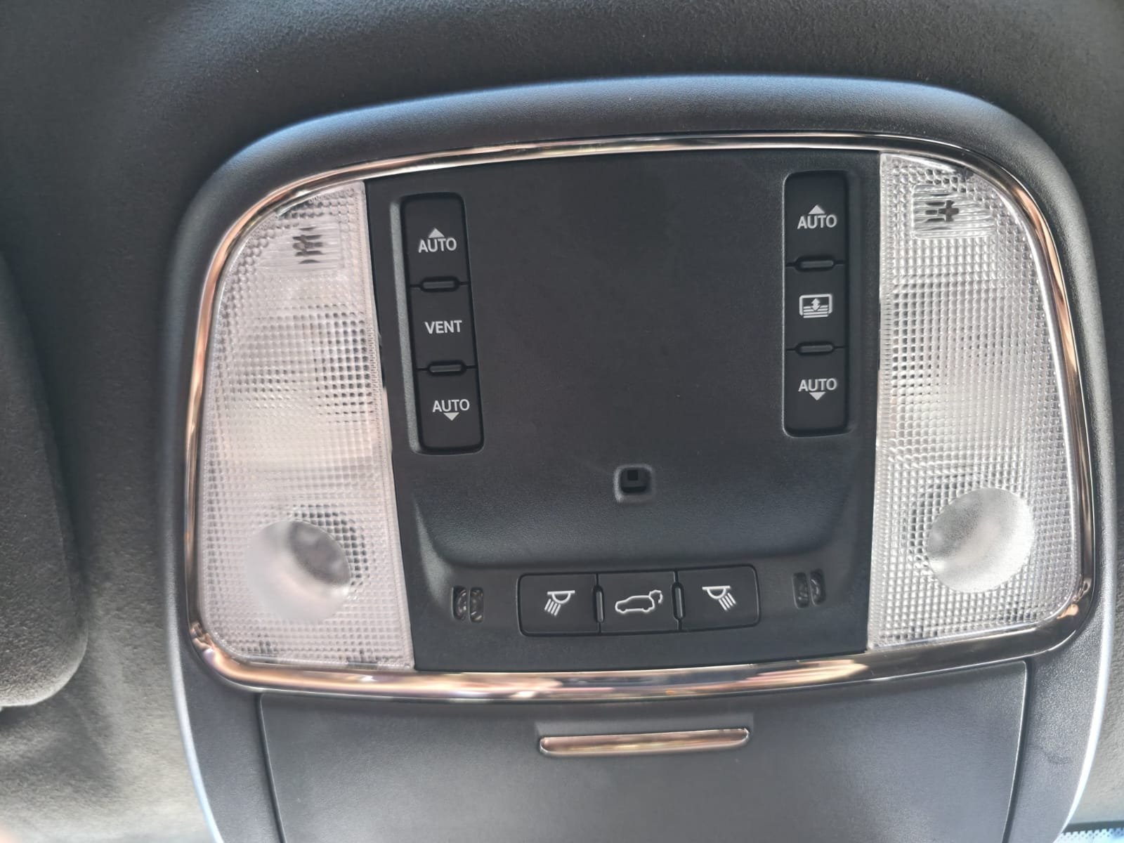 JEEP GRAND CHEROKEE - Imagen 28