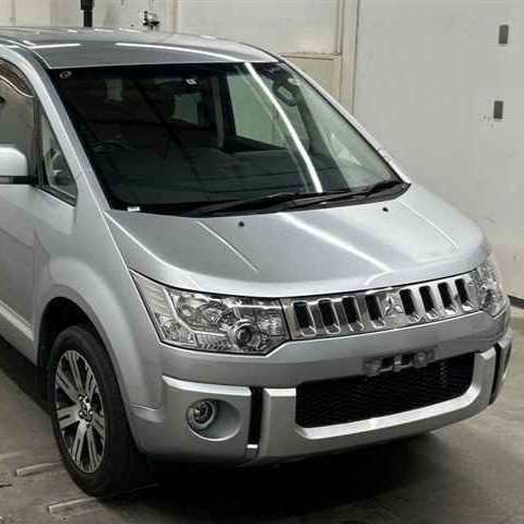 MITSUBISHI DELICA